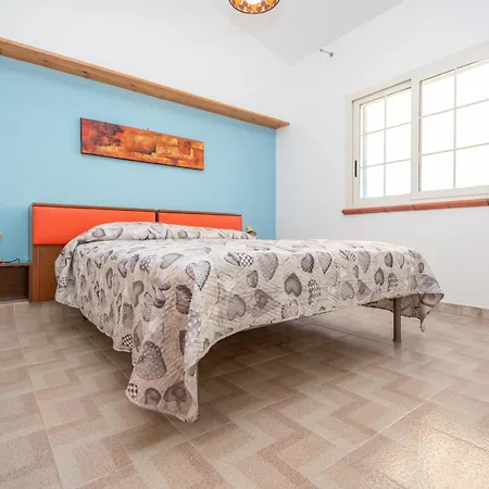 Arvilla With Private Pool