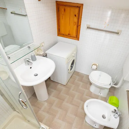 Arvilla With Private Pool