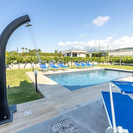 Arvilla With Private Pool 坎波菲利斯·迪·罗切